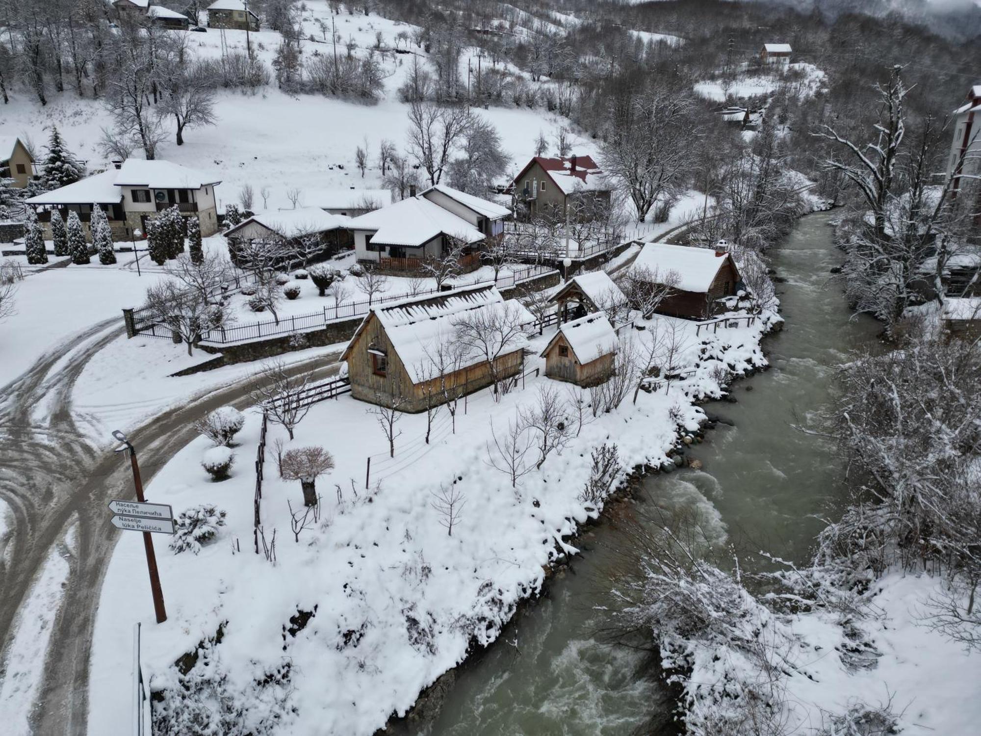 Etno Smjestaj Bjelasica Kolasin Luaran gambar