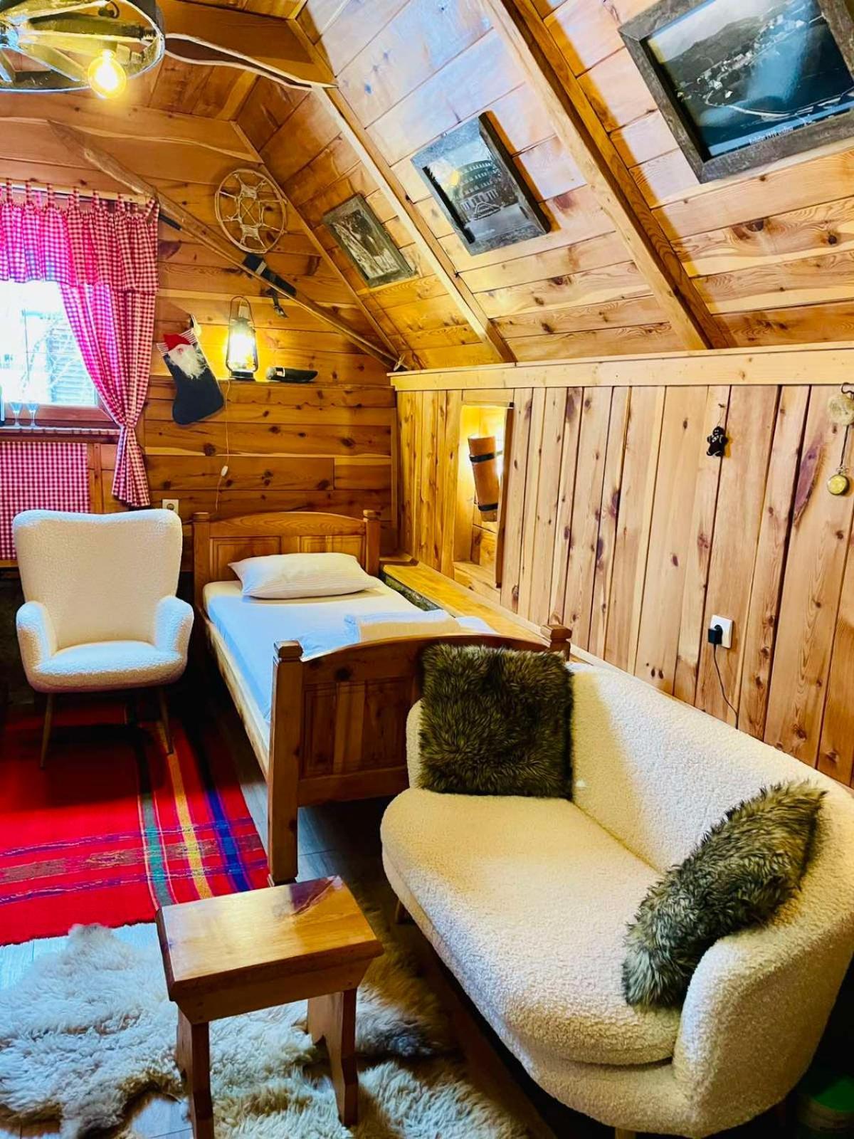 Etno Smjestaj Bjelasica Kolasin Luaran gambar