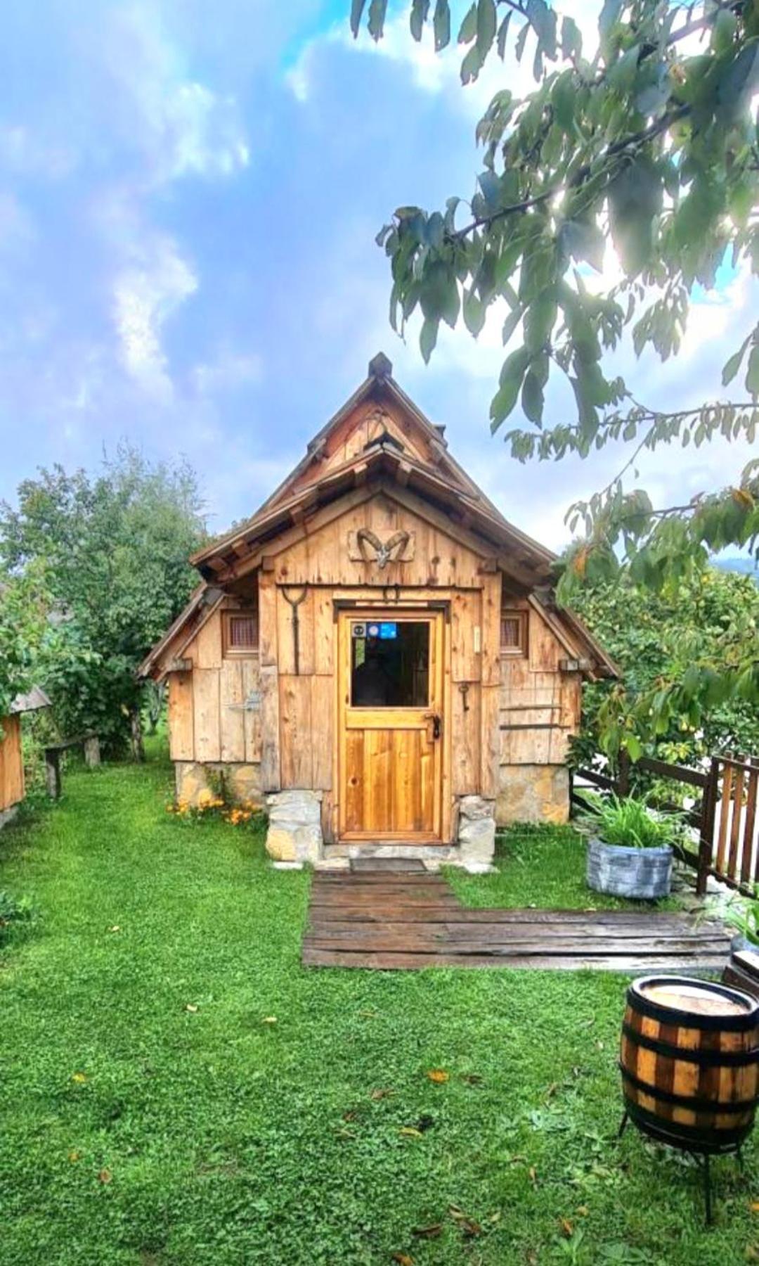 Etno Smjestaj Bjelasica Kolasin Luaran gambar