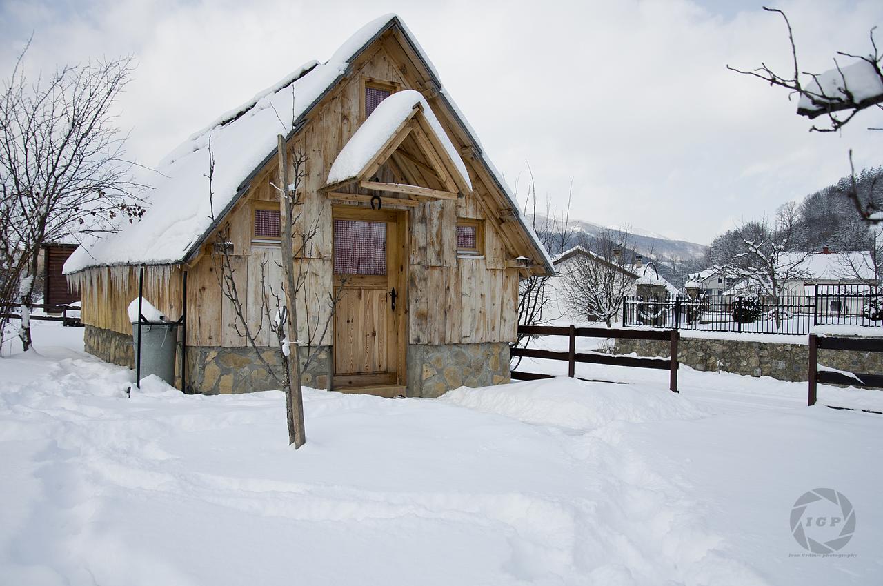 Etno Smjestaj Bjelasica Kolasin Luaran gambar